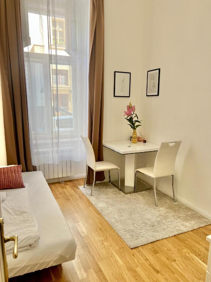 Angeloroma Deluxe Apartment Πράγα Εξωτερικό φωτογραφία